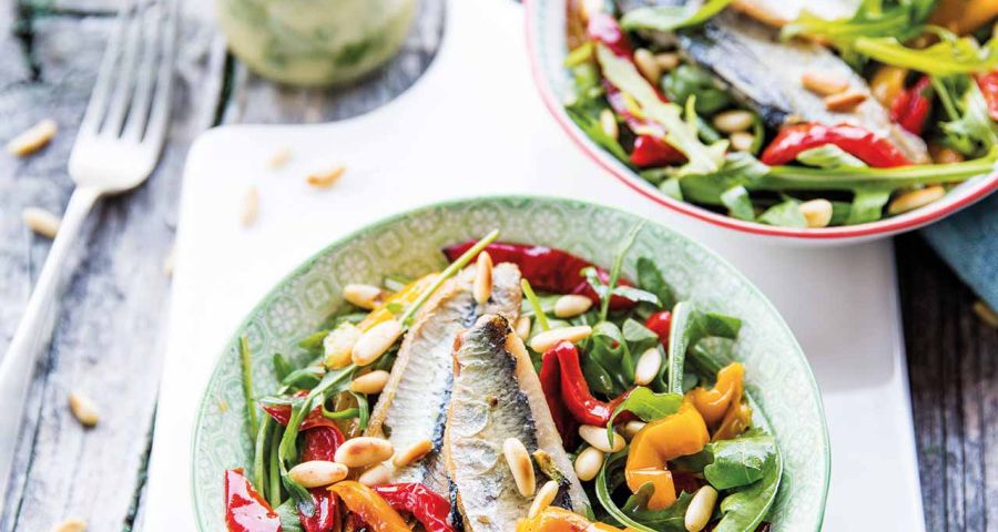 Mackerel with rocket, grilled peppers, toasted pine nuts and light pesto