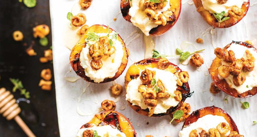 Grilled nectarines with mascarpone and hazelnuts