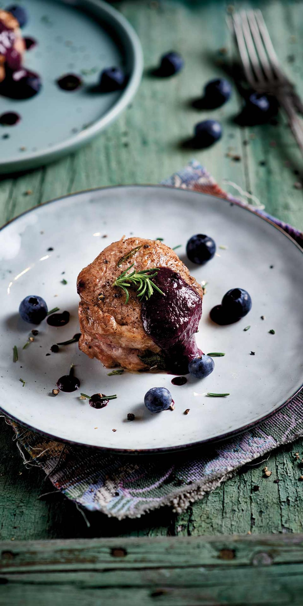 Filetto di maiale con salsa al vino rosso e mirtilli