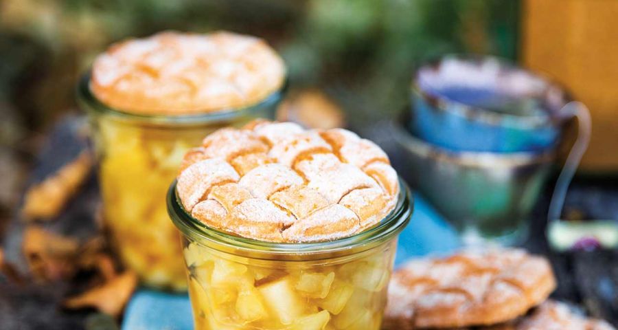 Apples in a cup with a biscuit lid