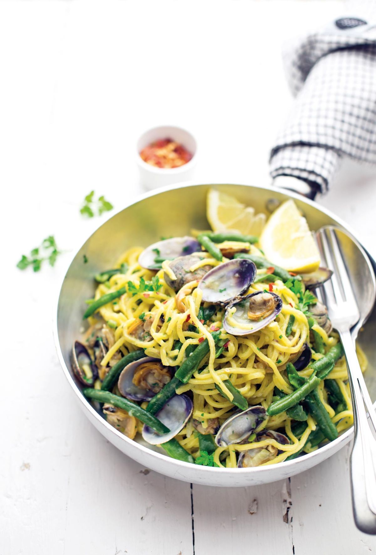 Tagliolini con vongole, fagiolini e limone