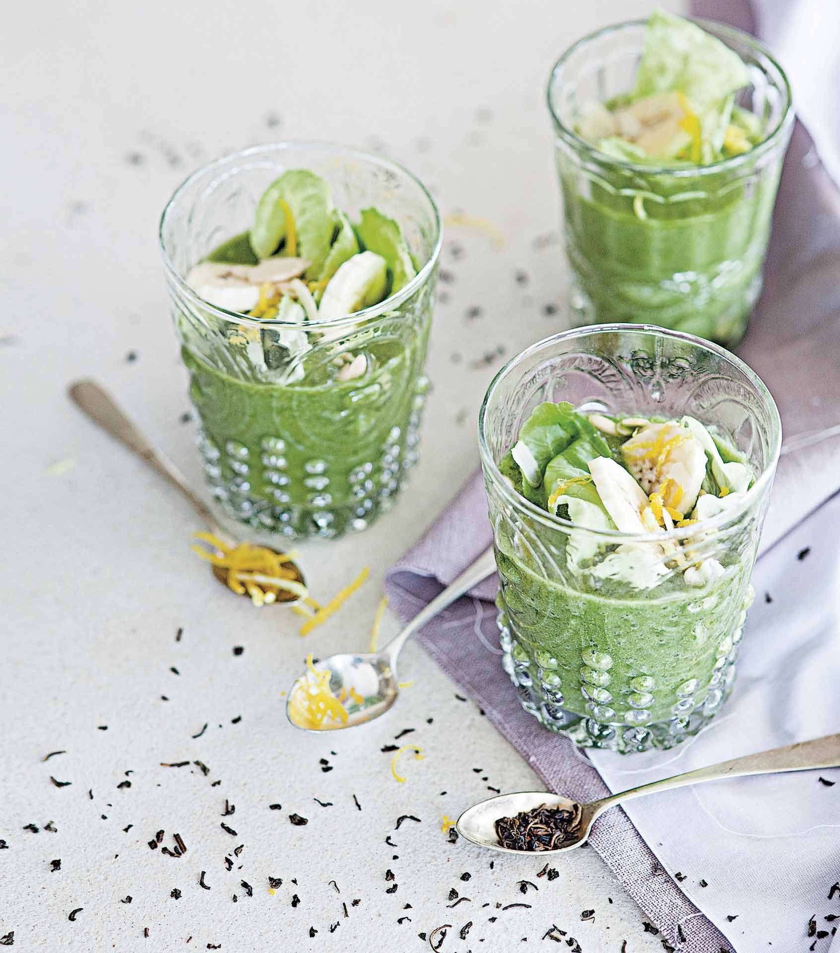 Smoothie di lattuga e banana al thè verde