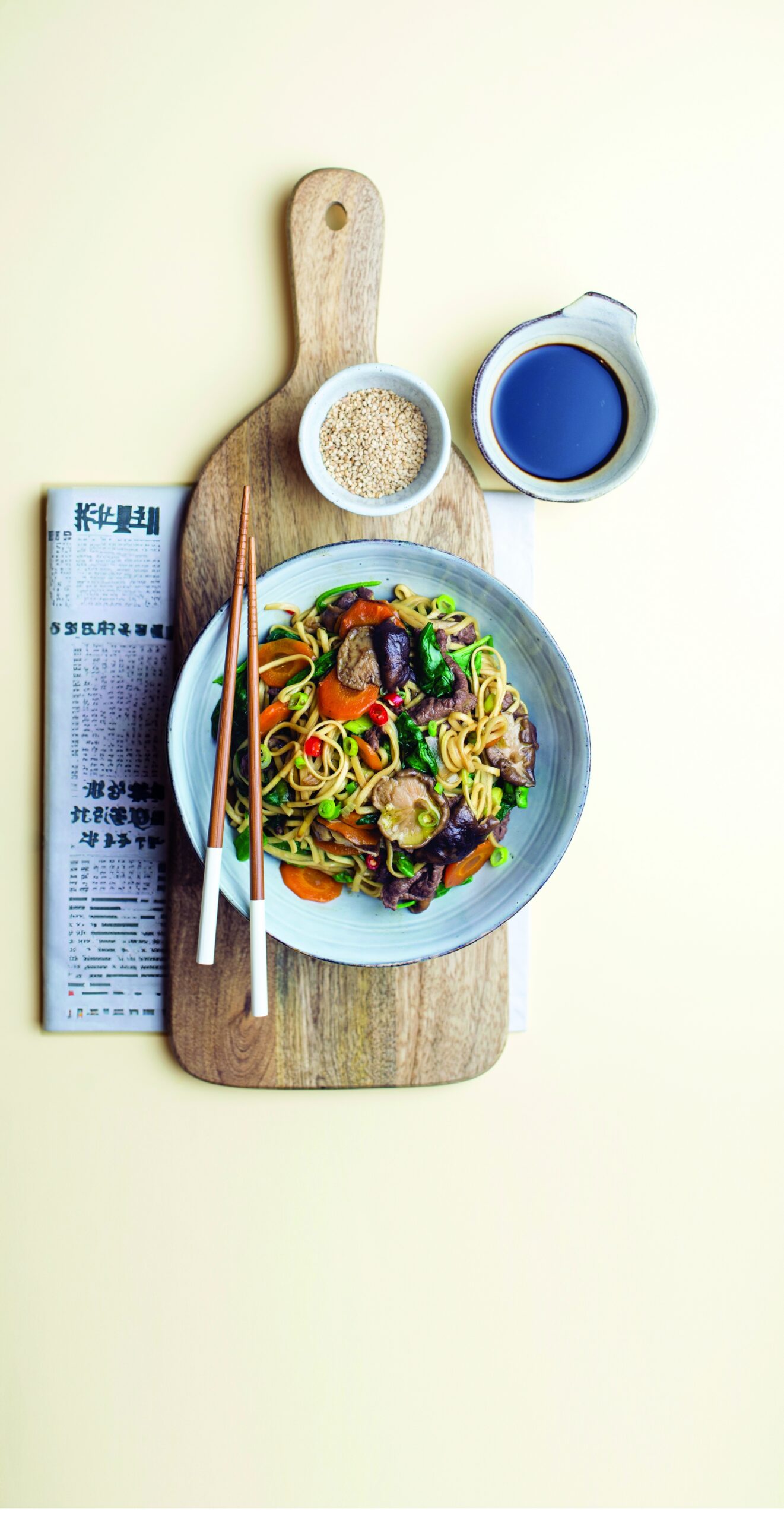 Noodles con manzo e verdure